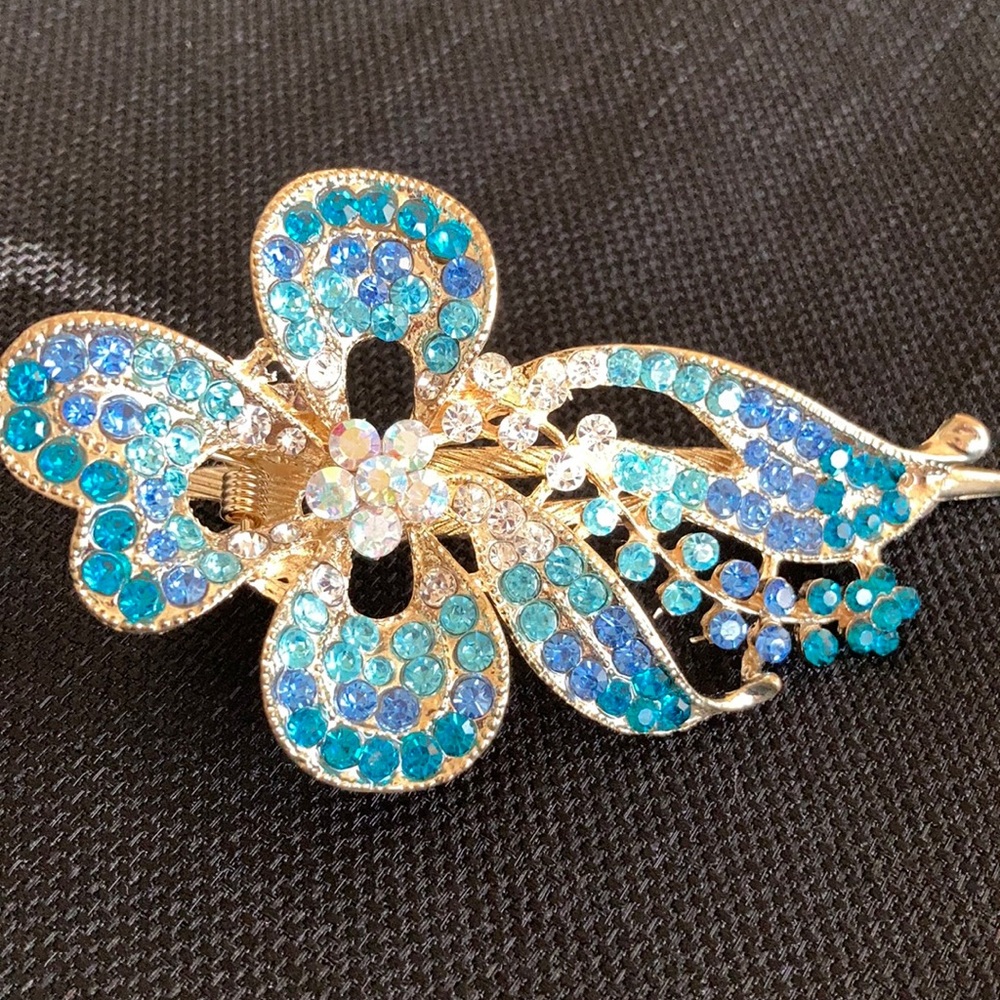 Metal hair clip
